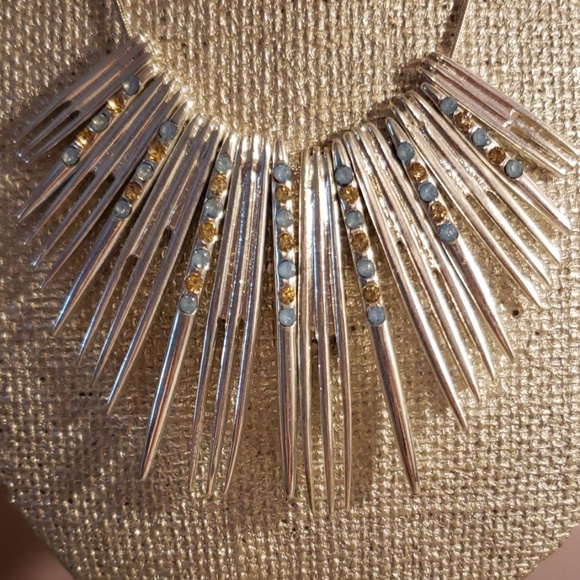 JENNIFER LOPEZ FASHION NECKLACE. - Picture 2 of 4